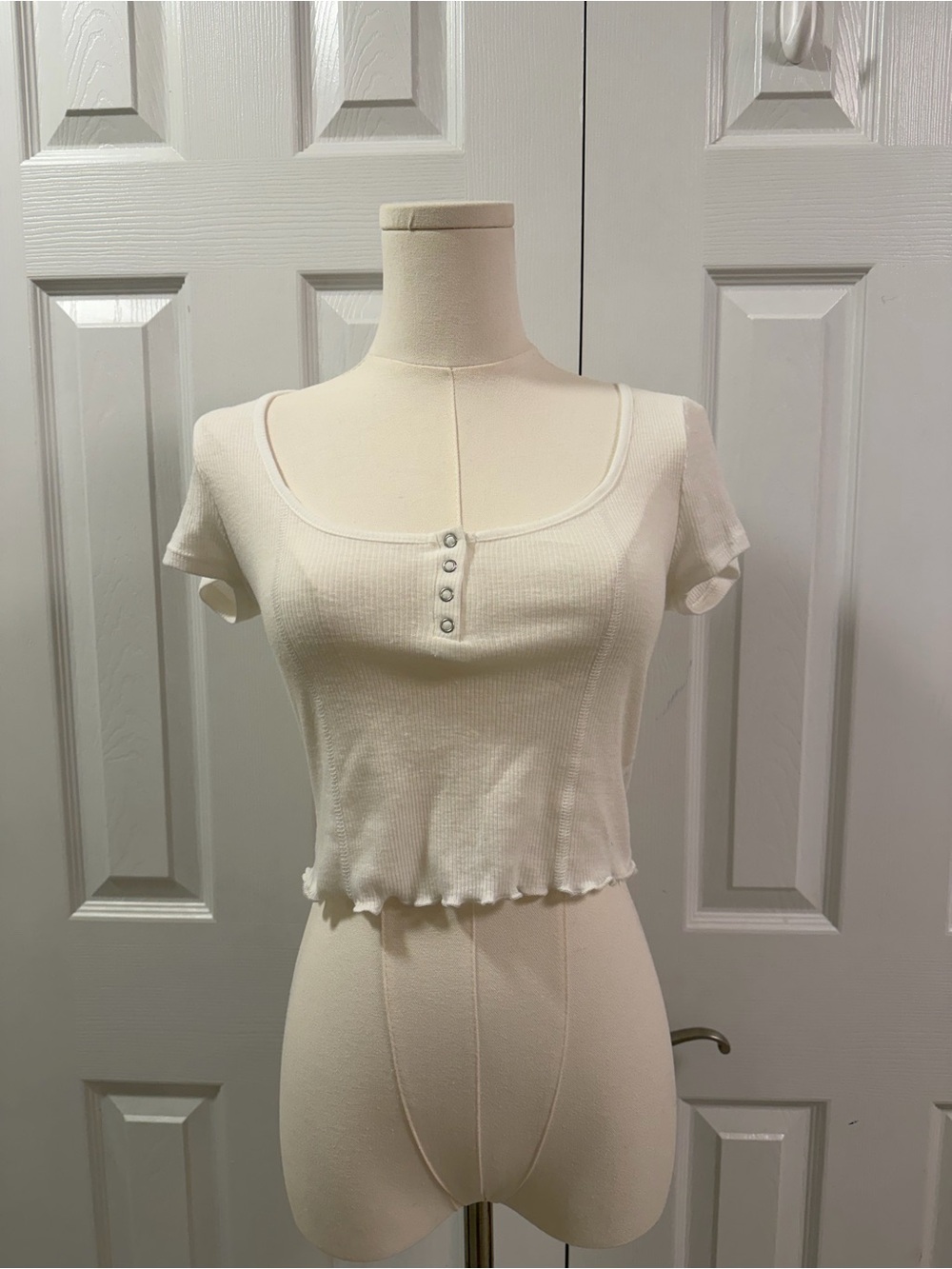 PACSun NWT White Ribbed Henley Top Size Small